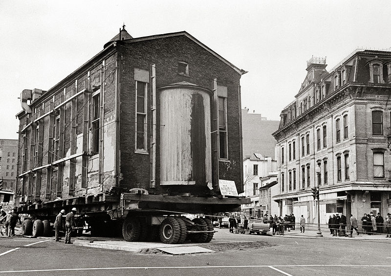 2015: The year we moved our house (again). Image in public domain, source: https://commons.wikimedia.org/wiki/File:Adas_Israel_Synagogue_-_moving_day.jpg