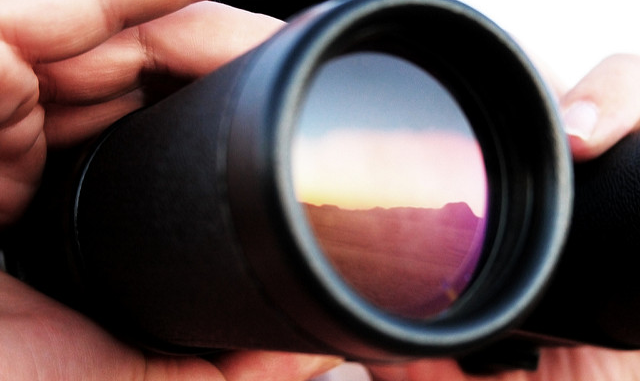 Twyfelfontein Binoculars, by Santiago Medem. CC-BY-licensed, from: https://www.flickr.com/photos/fotos_medem/3399096196